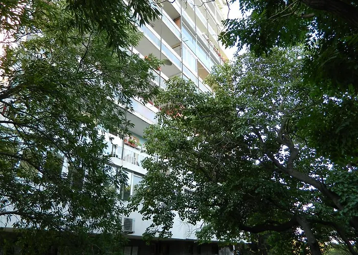 Апартаменты Happy Vacation 2 *