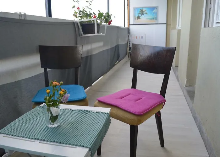 Διαμέρισμα Happy Vacation 2 *