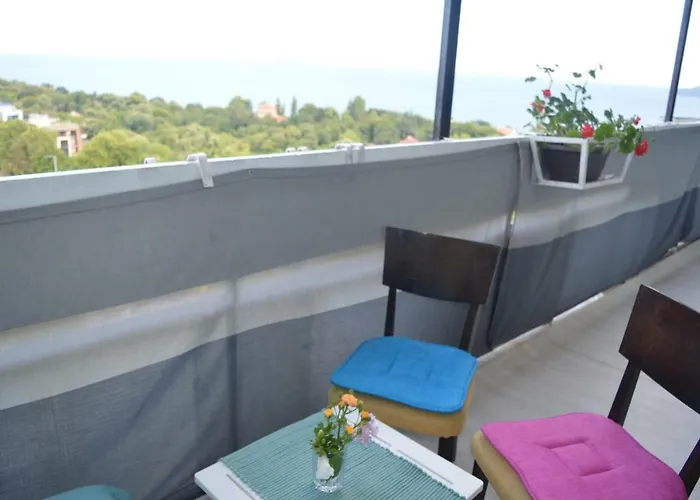 Happy Vacation 2 * Βάρνα